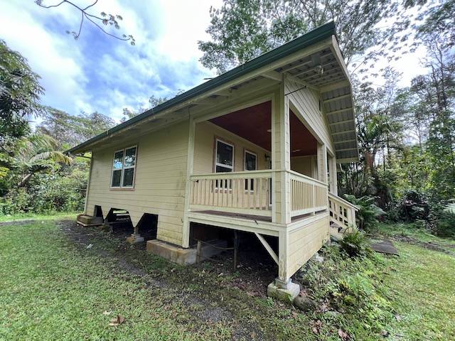 14-823 Seaview Road Pahoa, HI 96778 - Photo 14 of 17 a house view with a backyard space