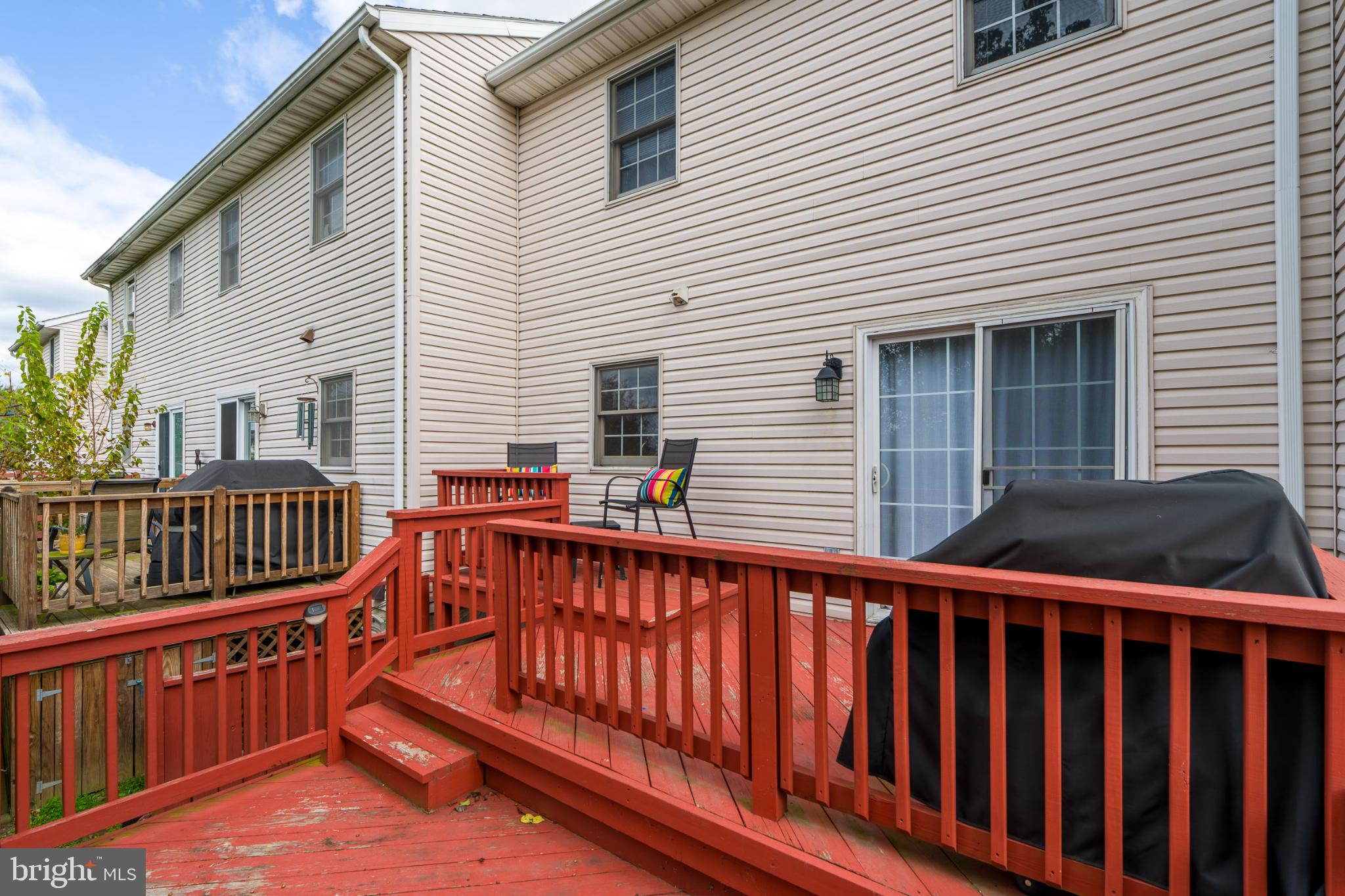 7 Brookfield Road Lititz, PA 17543 - Photo 27 of 28 a view of a wooden deck