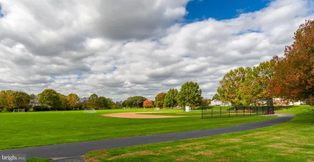 $269,900 | 7 Brookfield Road, Lititz, PA 17543