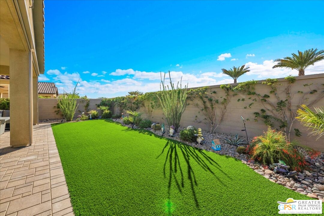 102 Zinfandel Rancho Mirage, CA 92270 - Photo 26 of 34 Gallery Image 26