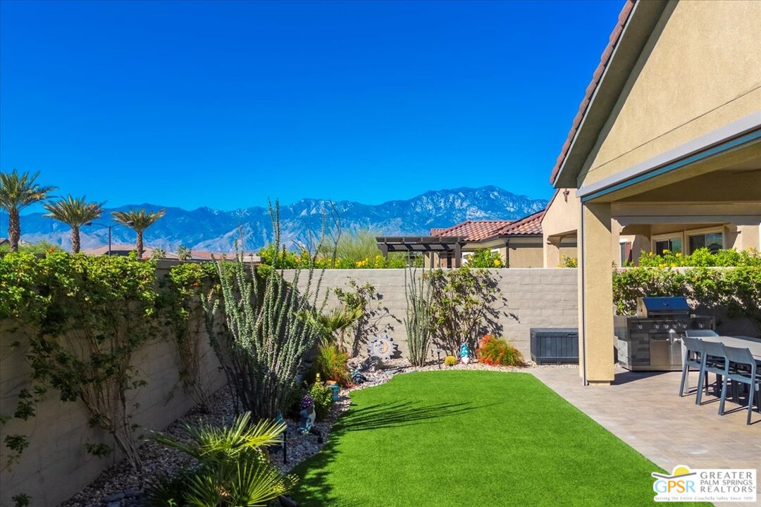 102 Zinfandel Rancho Mirage, CA 92270 - Photo 28 of 34 Gallery Image 28