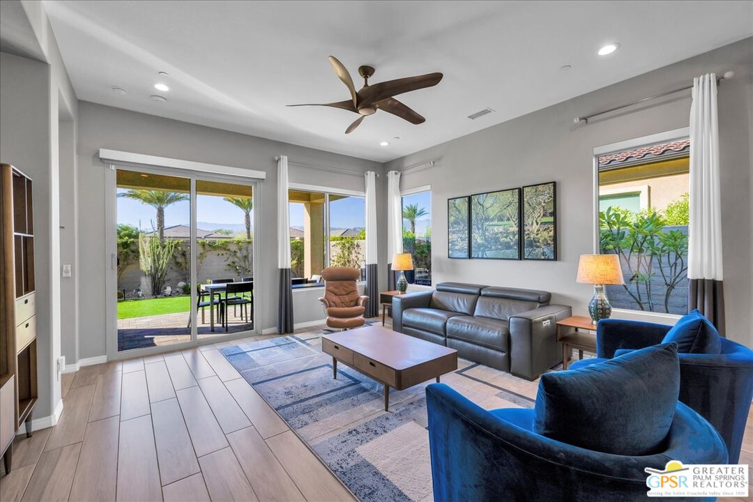 102 Zinfandel Rancho Mirage, CA 92270 - Photo 3 of 34 Gallery Image 3