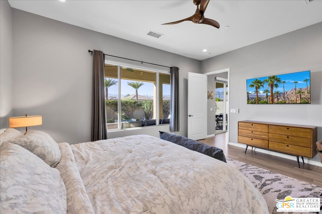 102 Zinfandel Rancho Mirage, CA 92270 - Photo 5 of 34 Gallery Image 5