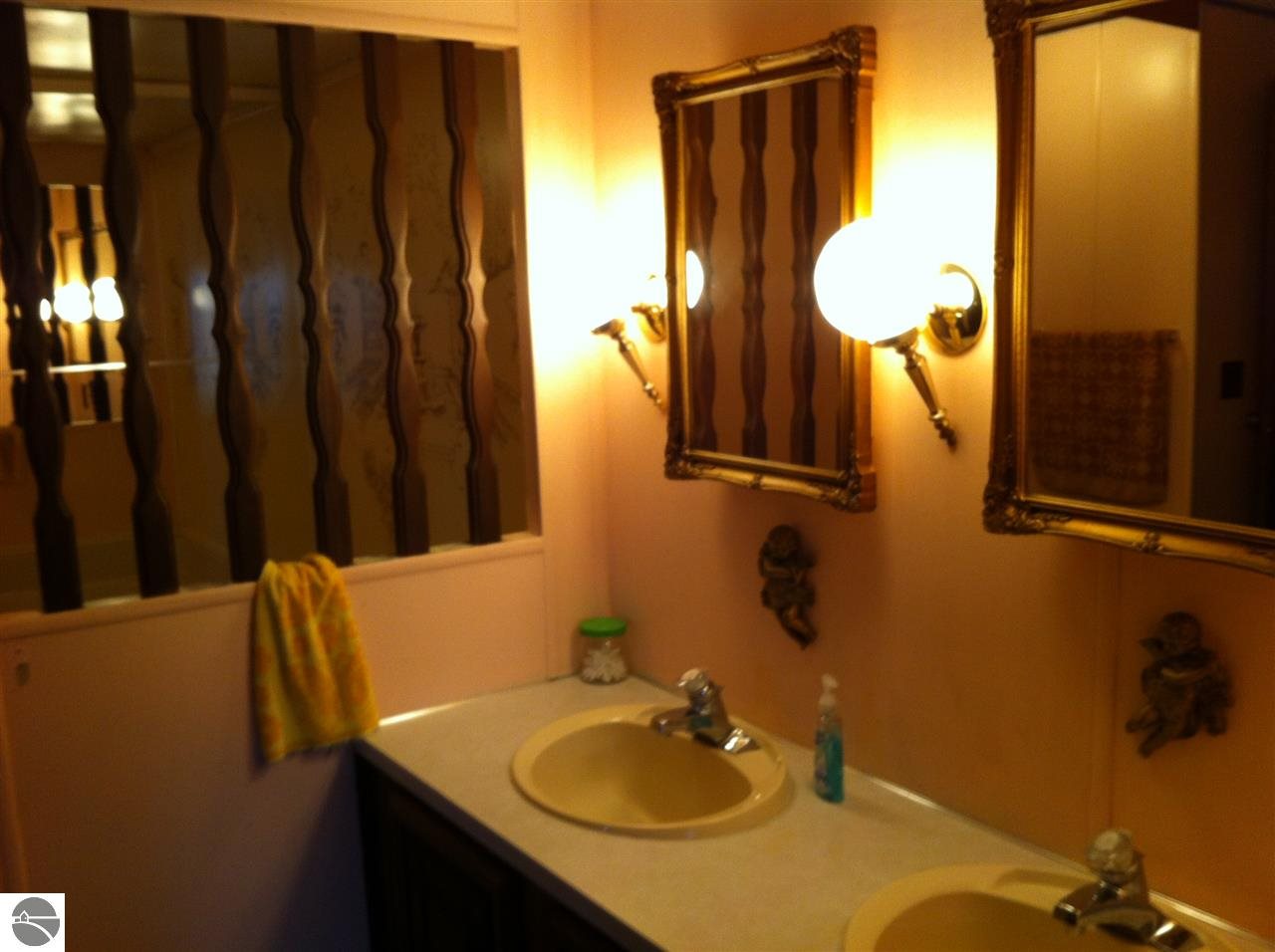 18235 Viaduct Road Copemish, MI 49625 - Photo 60 of 76 1778127-59.JPG