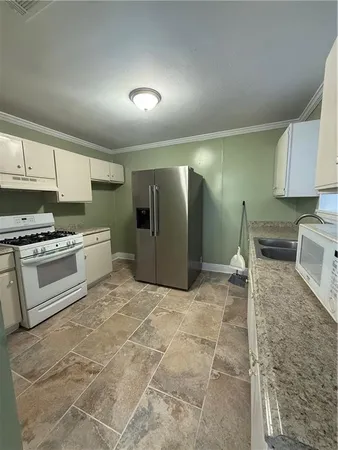 $1,900 | 423 River Oaks Drive, New Orleans, LA 70131