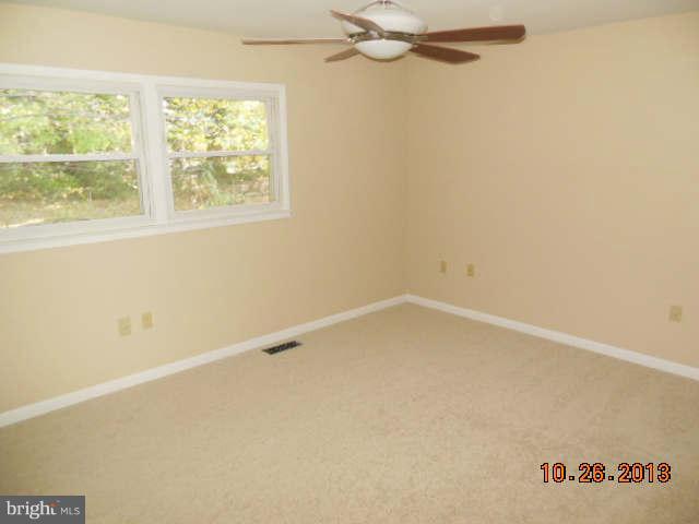 13523 Delaney Road Woodbridge, VA 22193 - Photo 8 of 16 Bedroom (Master)