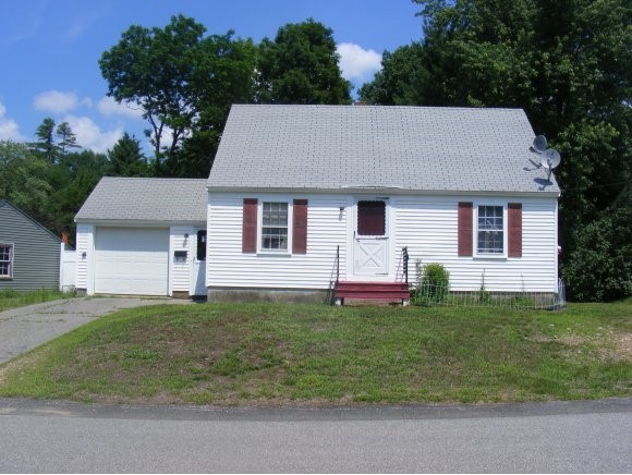 19 Lyons Street Rochester, NH 03867 - Photo 1 of 1