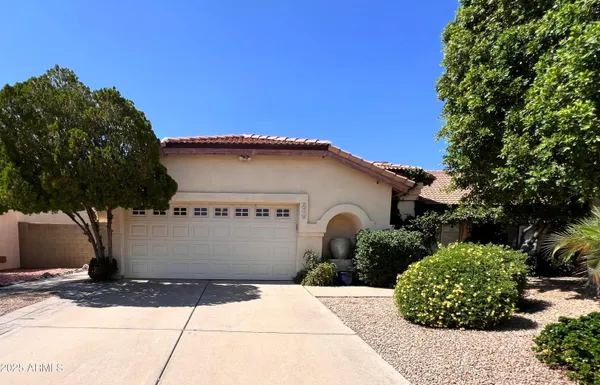 $2,650 | 3910 West Soft Wind Drive, Glendale, AZ 85310