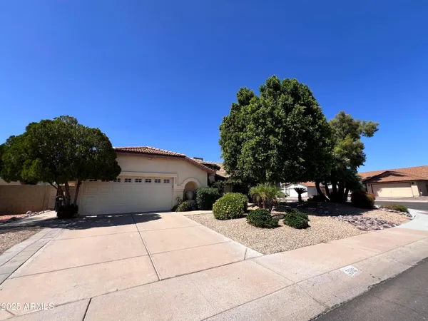 $2,650 | 3910 West Soft Wind Drive, Glendale, AZ 85310