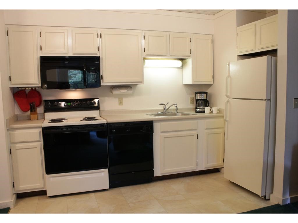 907 East Mountain Road, Unit G5 Killington, VT 05751 - Photo 6 of 24 Gallery Image 6