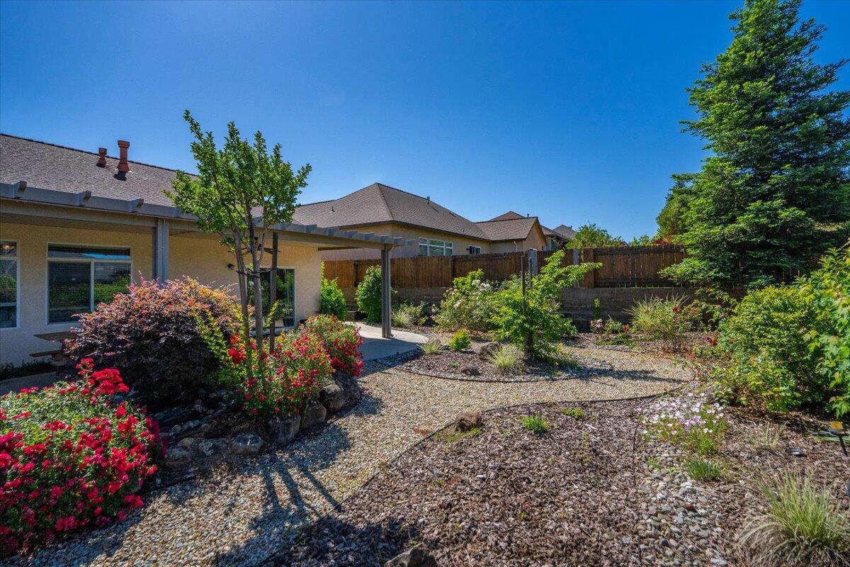604 Durango Way Redding, CA 96003 - Photo 40 of 55 39-604 Durango Way - E-11