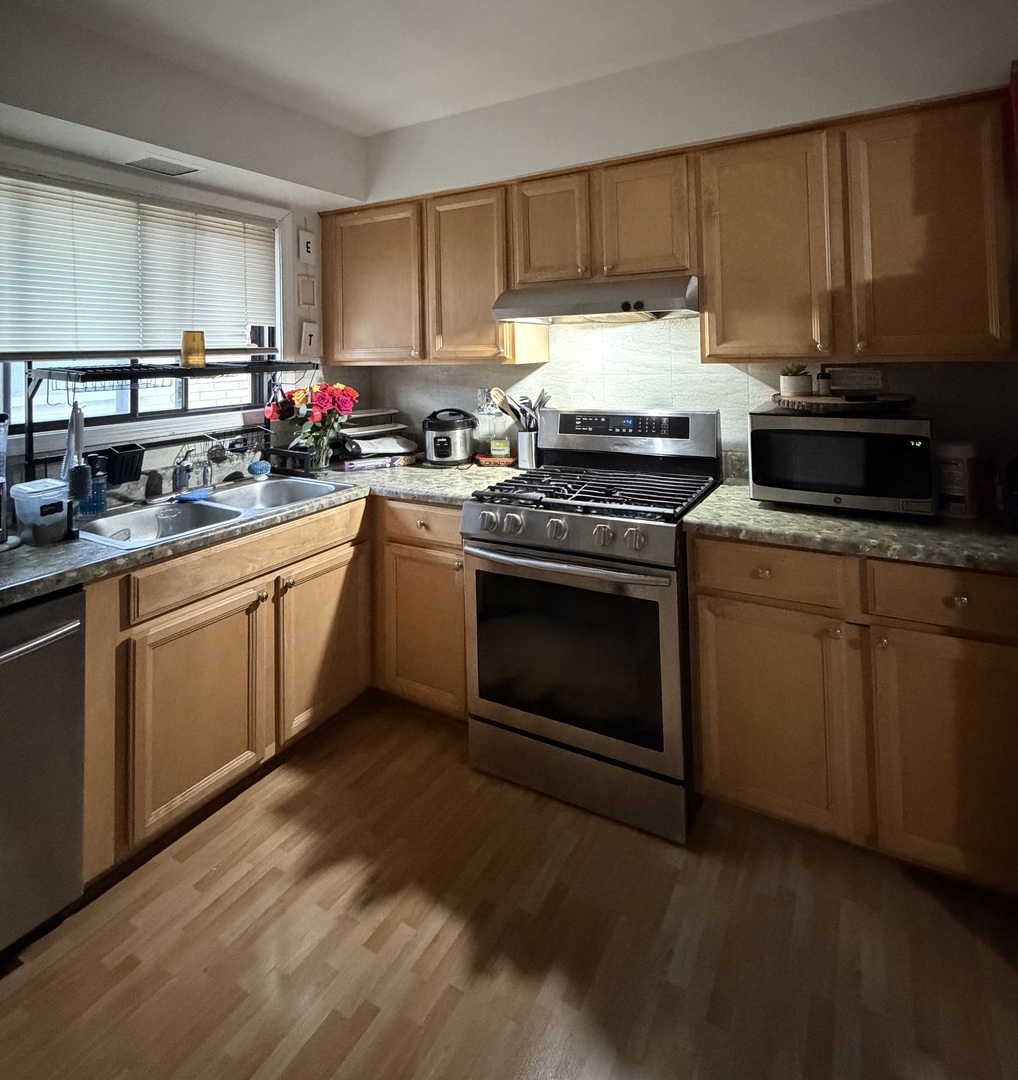 5155 North East River Road, Unit 320C Chicago, IL 60656 - Photo 11 of 19