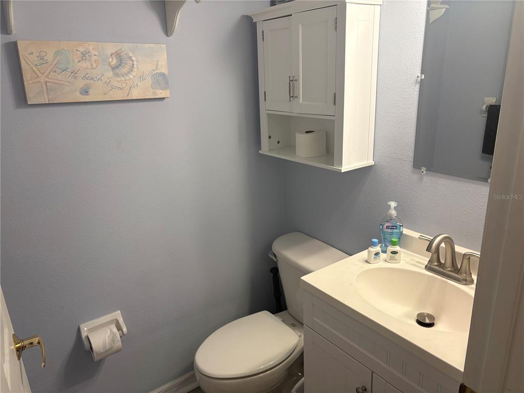 9122 Jake's Path Largo, FL 33771 - Photo 12 of 34