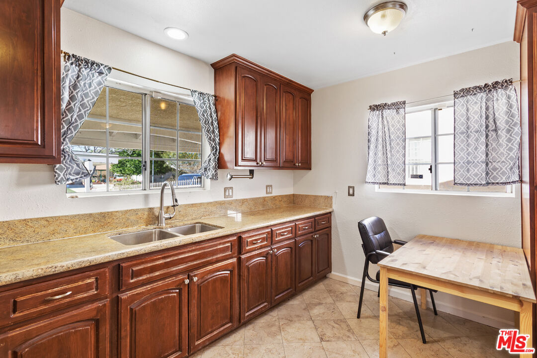 6642 Rhea Avenue Reseda, CA 91335 - Photo 26 of 49 Gallery Image 26