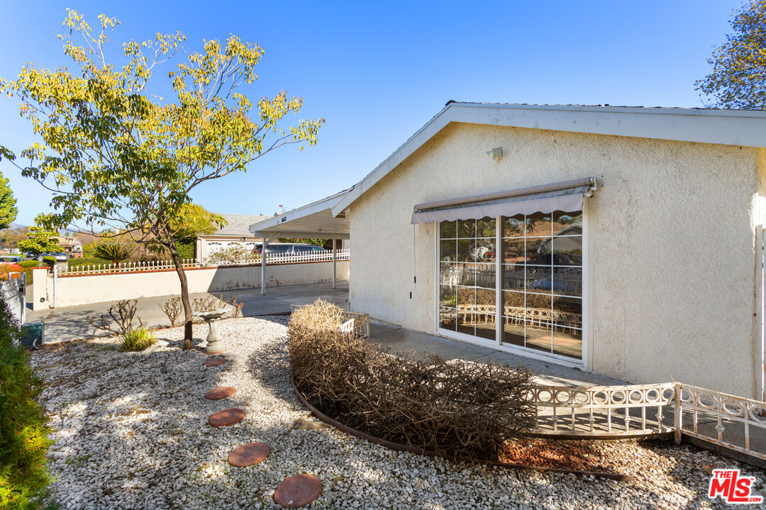 6642 Rhea Avenue Reseda, CA 91335 - Photo 3 of 49 Gallery Image 3