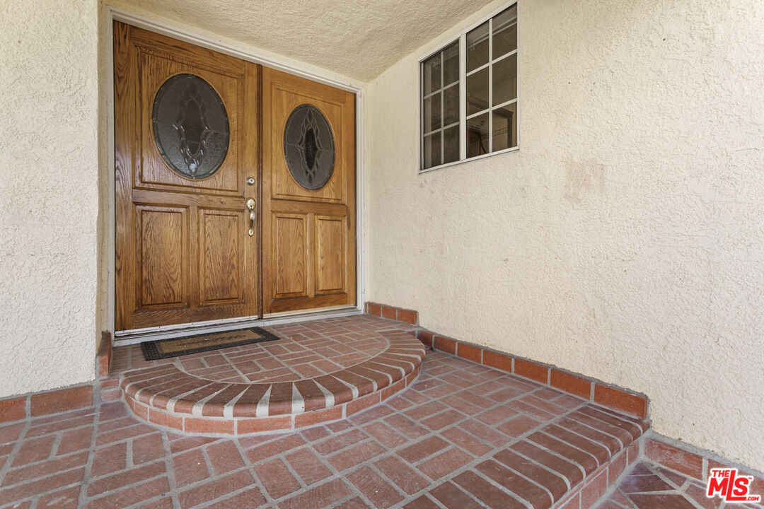 6642 Rhea Avenue Reseda, CA 91335 - Photo 5 of 49 Gallery Image 5