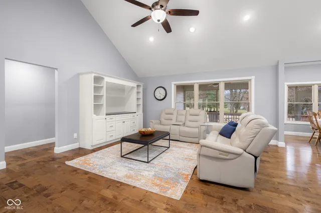 $529,900 | 737 Enos Road, Seymour, IN 47274