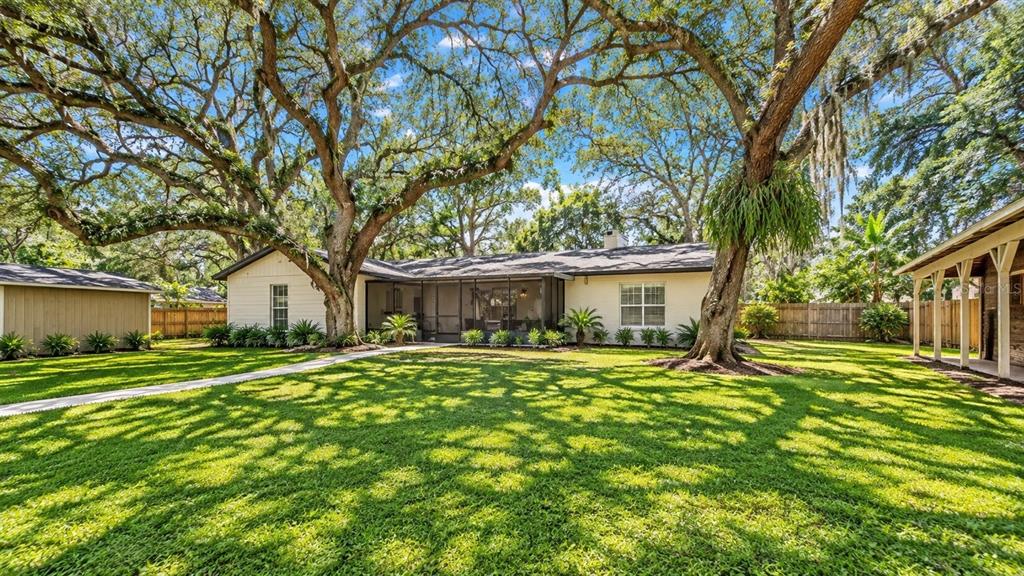 7405 Williams Road Seffner, FL 33584 - Photo 7 of 94 Gallery Image 7