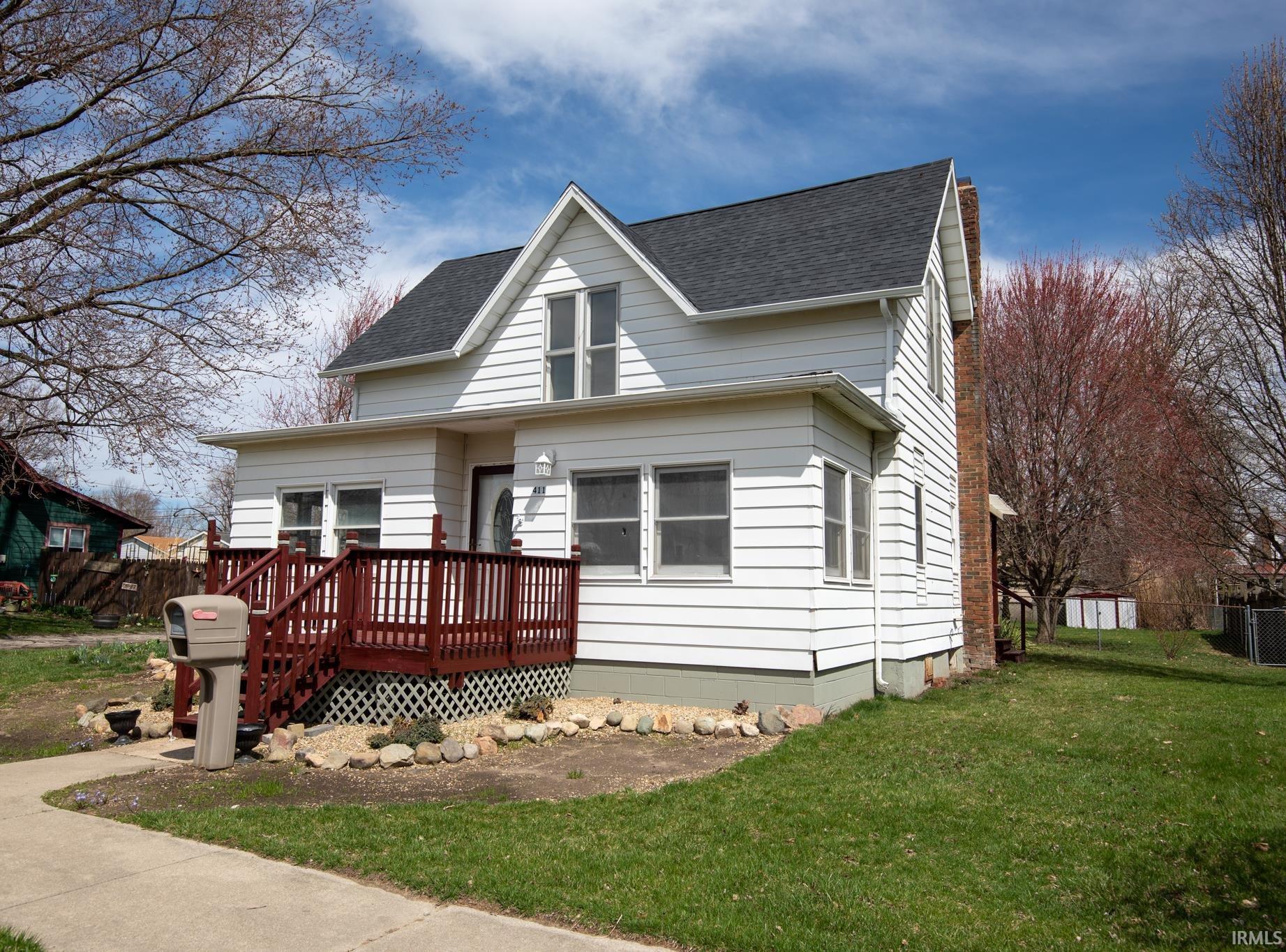 411 North Michigan Street Argos, IN 46501 - Photo 1 of 20
