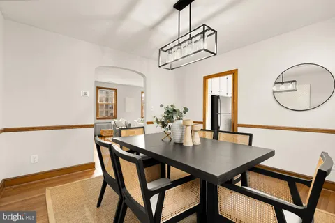 $800,000 | 3918 17th Place Northeast, Washington, DC 20018