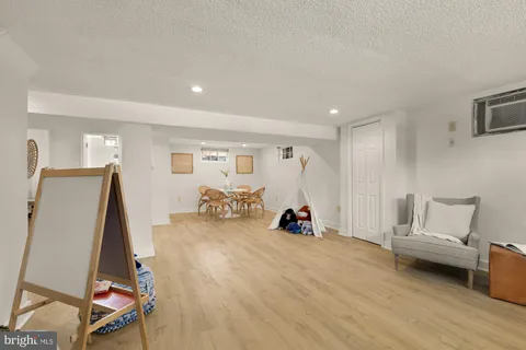 $800,000 | 3918 17th Place Northeast, Washington, DC 20018