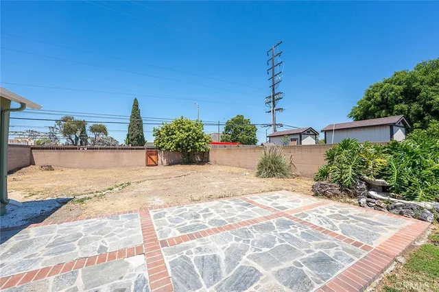 $849,000 | 4903 Brayton Avenue, Long Beach, CA 90807