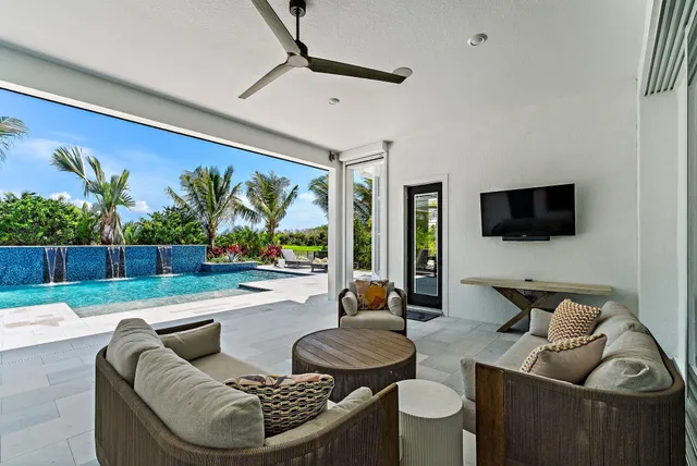 $4,495,000 | 20049 Southeast Bridgewater Drive, Jupiter, FL 33458