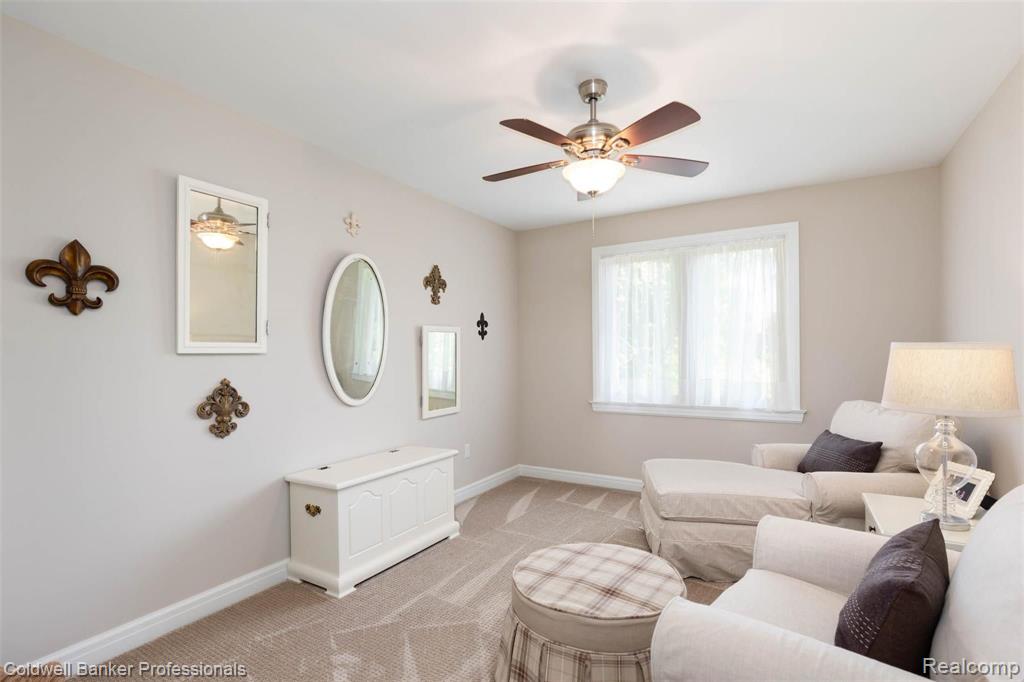 4217 Oak Arbor Crest Court Rochester, MI 48306 - Photo 34 of 39