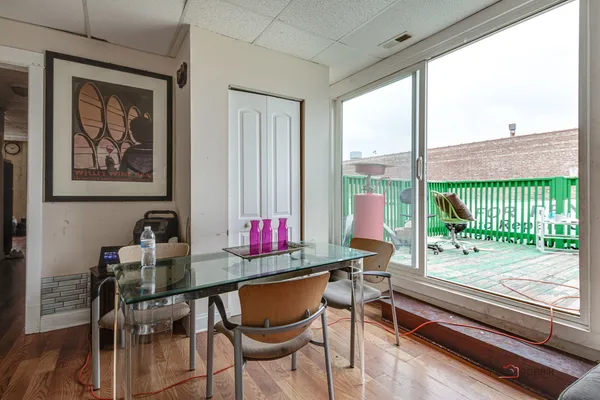 $2,000 | 3445 North Pulaski Road, Unit 3445, Chicago, IL 60641