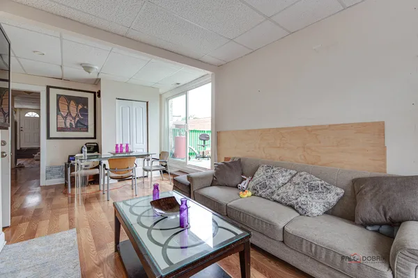 $2,000 | 3445 North Pulaski Road, Unit 3445, Chicago, IL 60641