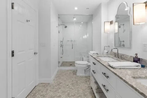 360 7 Ponds Towd Road, Water Mill, NY 11976