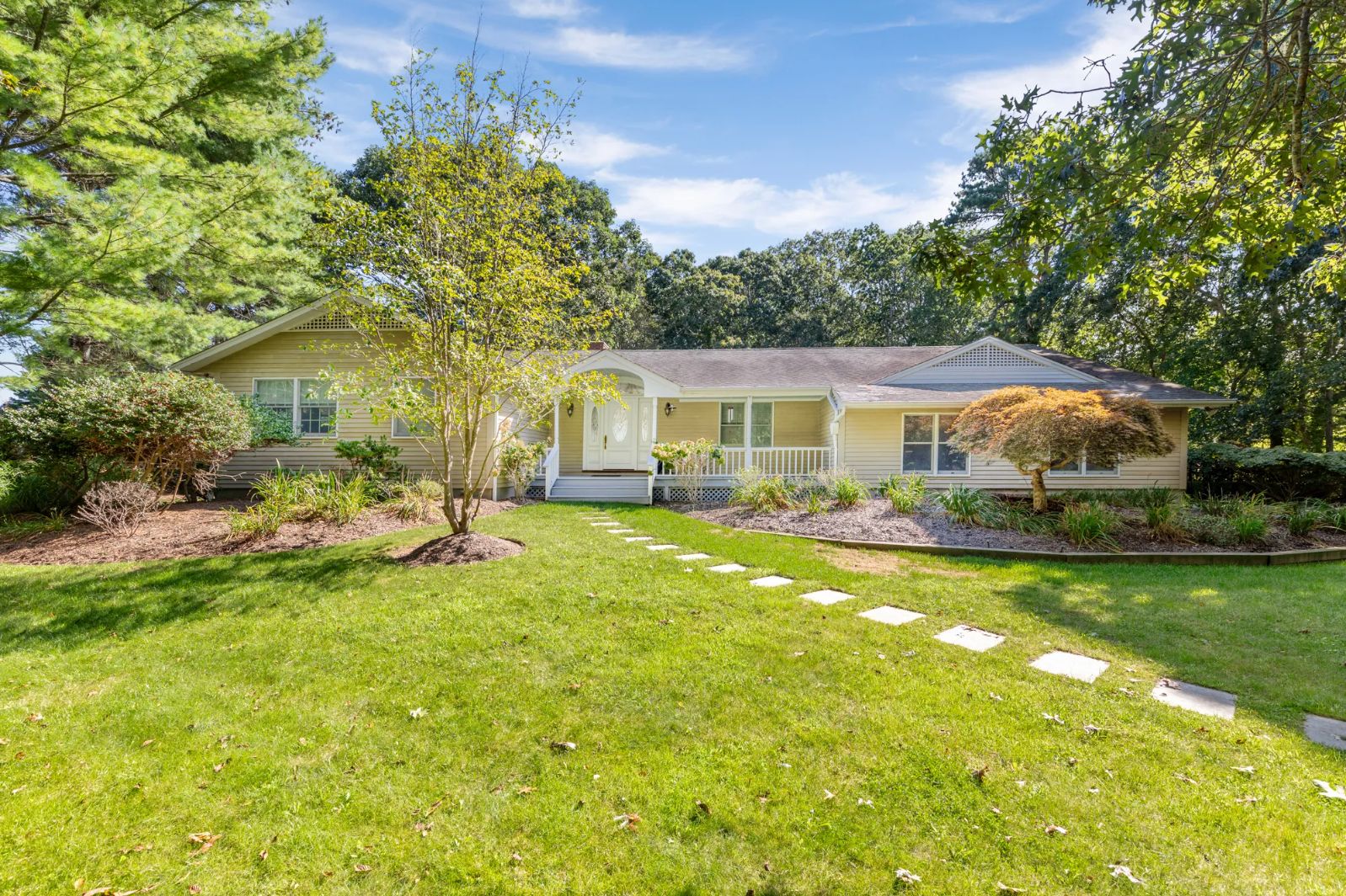 360 7 Ponds Towd Road Water Mill, NY 11976 - Photo 9 of 19
