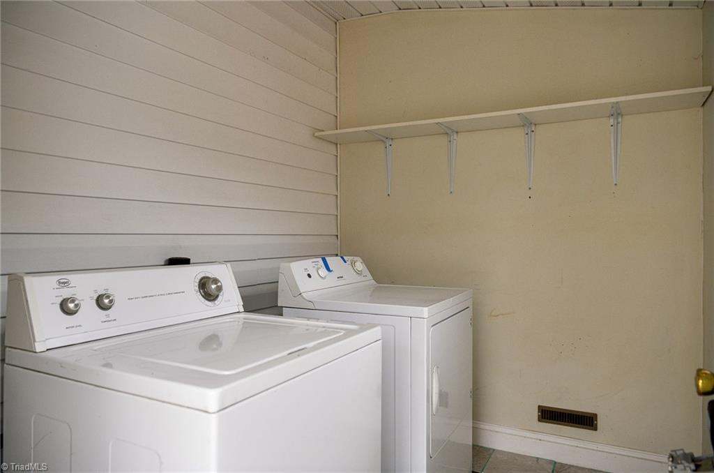 1820 Baker Road High Point, NC 27263 - Photo 18 of 30 Gallery Image 18