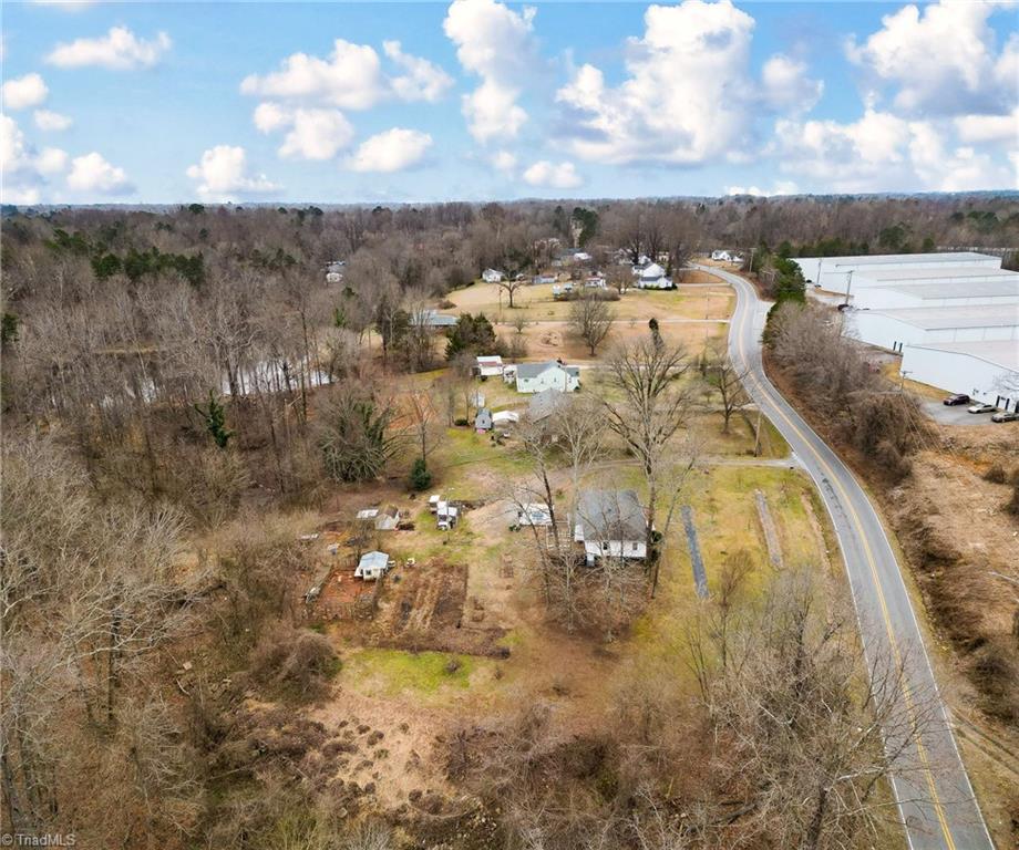 1820 Baker Road High Point, NC 27263 - Photo 28 of 30 Gallery Image 28