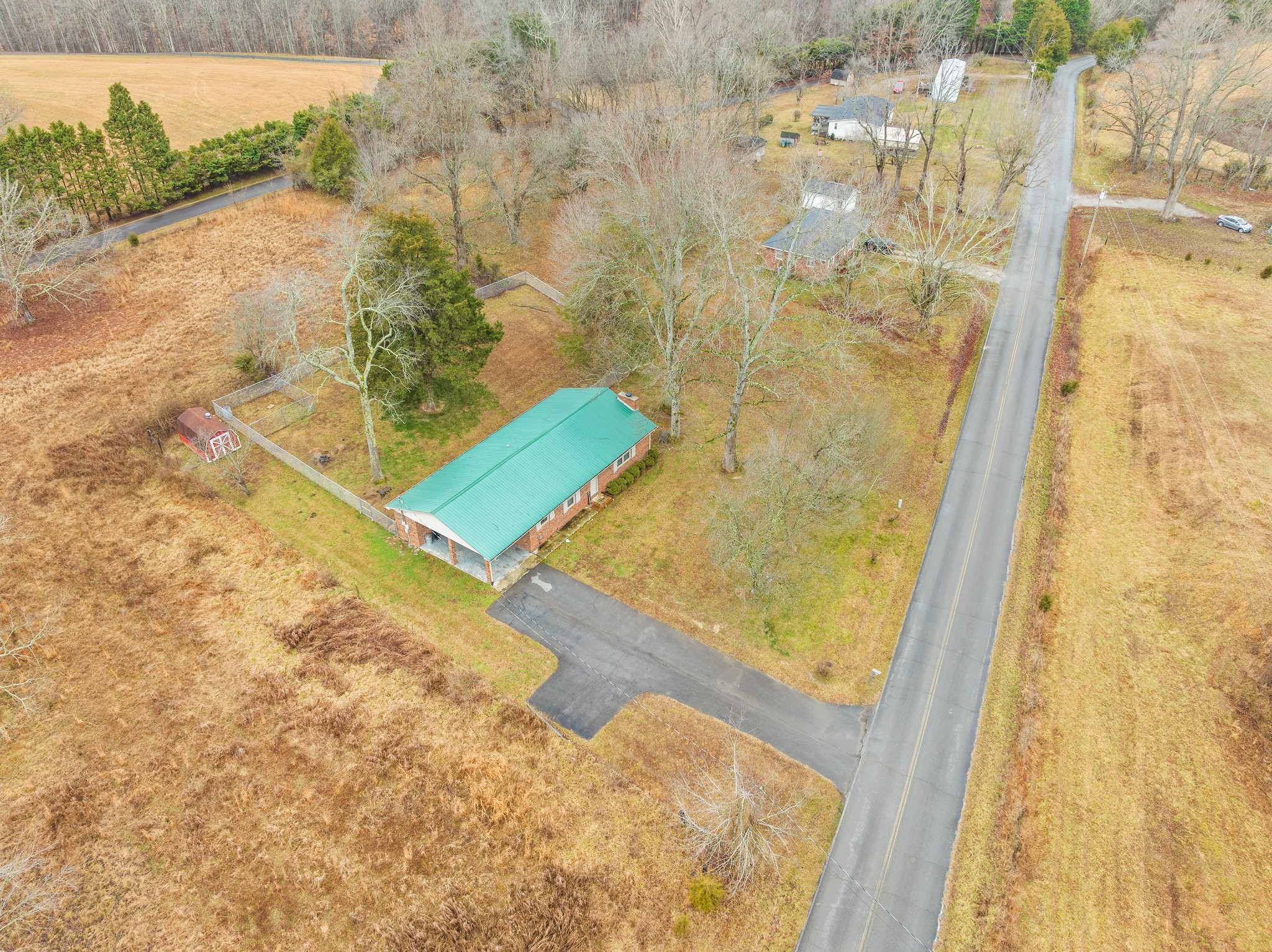 759 Little Hurricane Road Winchester, TN 37398 - Photo 28 of 30 a view of wooden floor