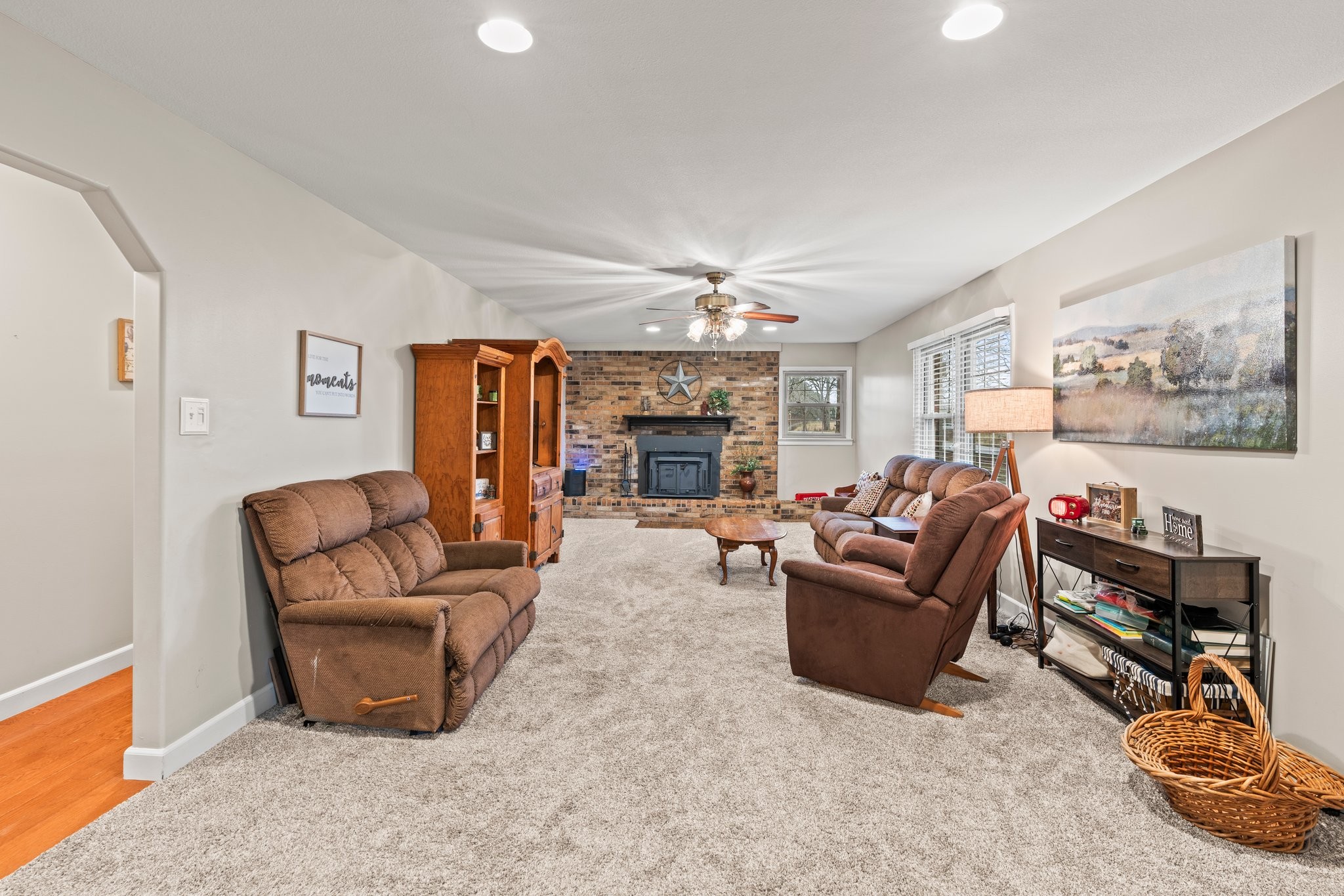 759 Little Hurricane Road Winchester, TN 37398 - Photo 5 of 30 a living room with furniture and a fireplace