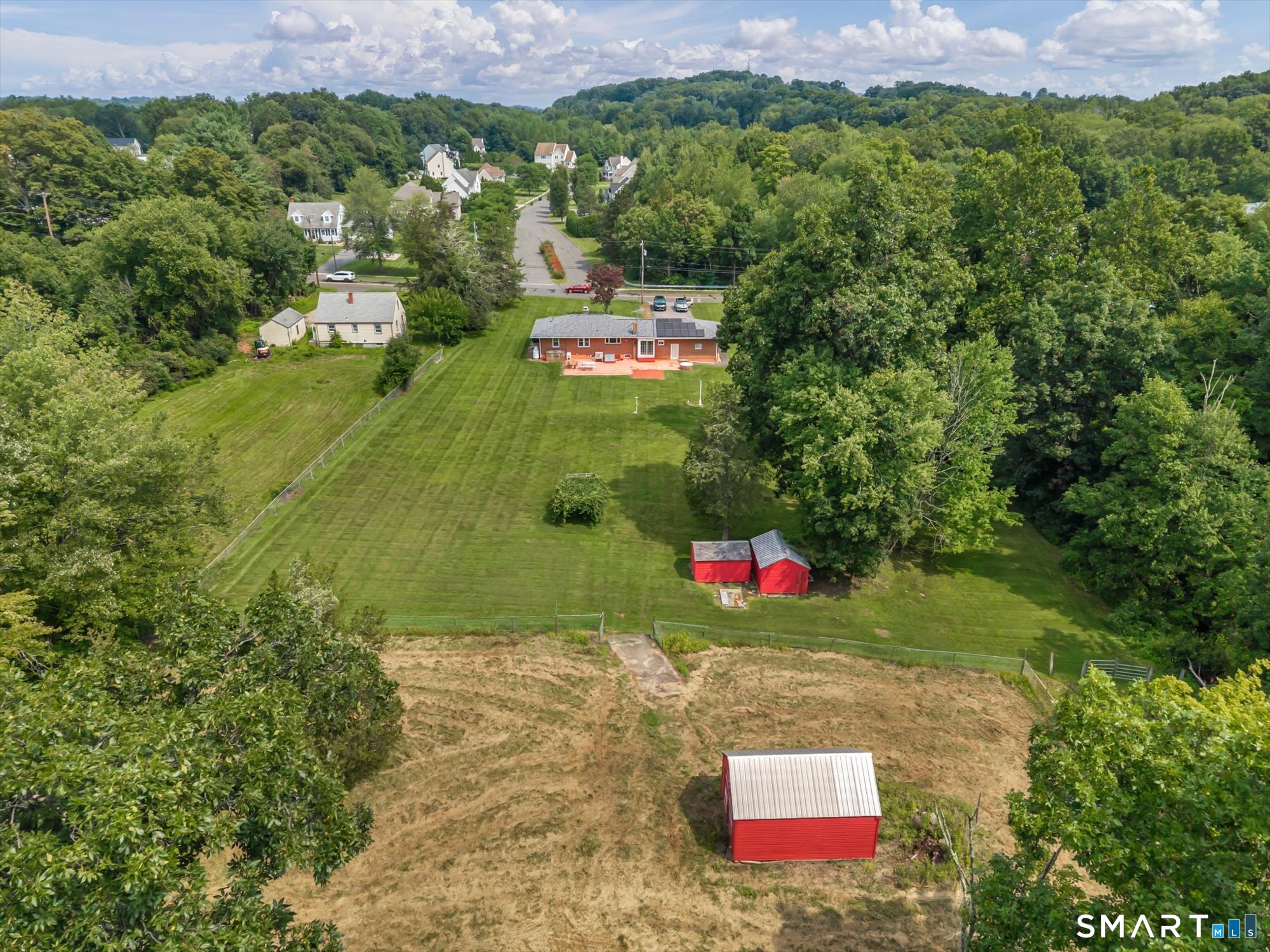 157 Evergreen Road Cromwell, CT 06416 - Photo 9 of 40 Gallery Image 9