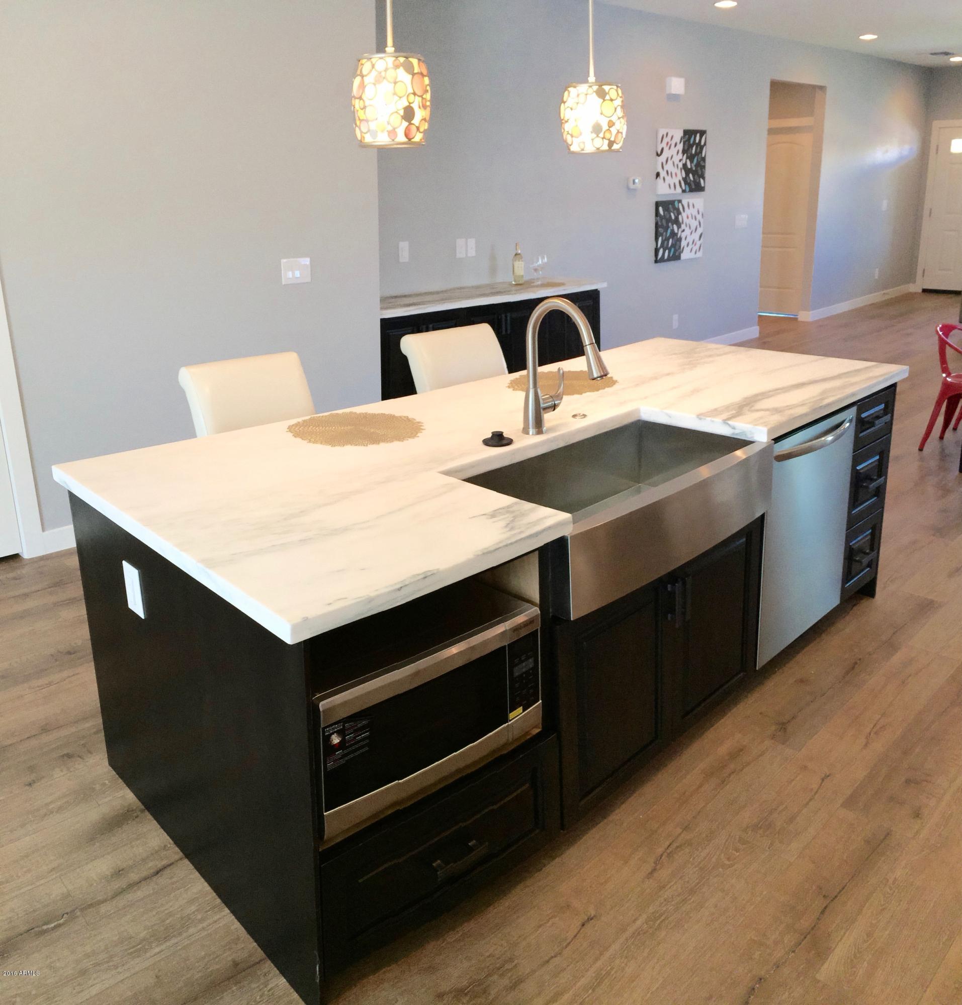1237 East Almeria Road Phoenix, AZ 85006 - Photo 15 of 34 IMG_1966