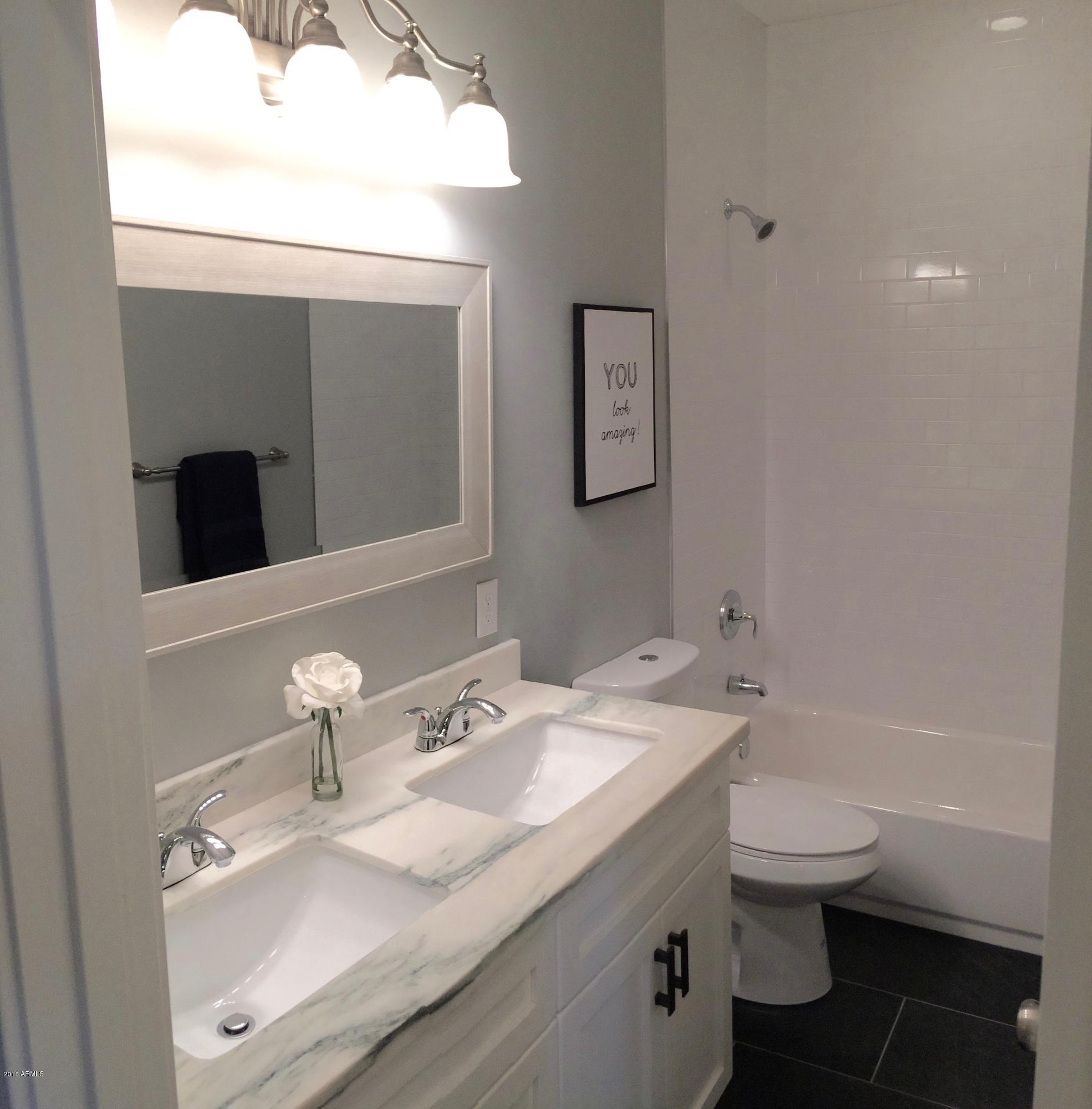 1237 East Almeria Road Phoenix, AZ 85006 - Photo 18 of 34 IMG_2001