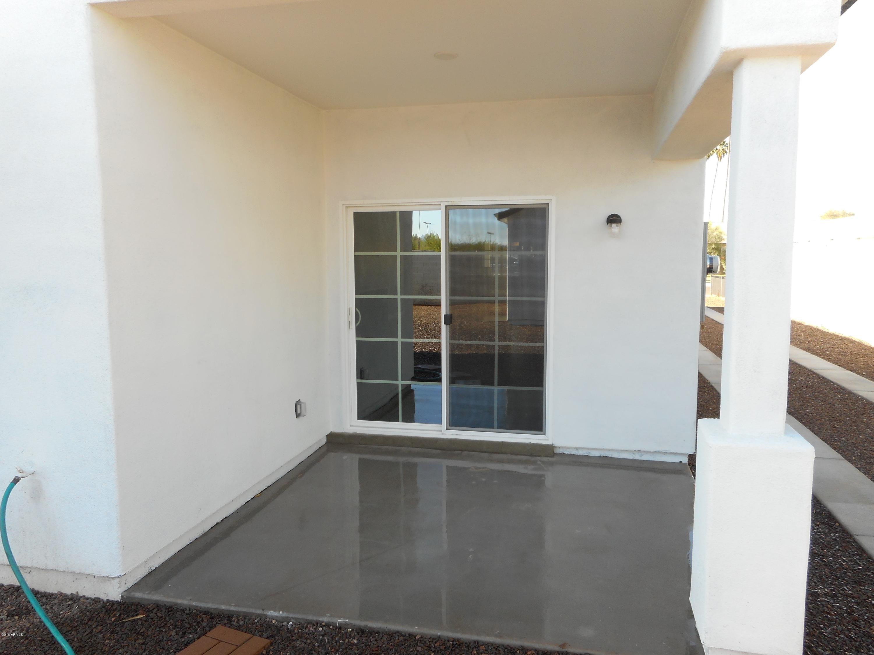 1237 East Almeria Road Phoenix, AZ 85006 - Photo 27 of 34 Covered Patio