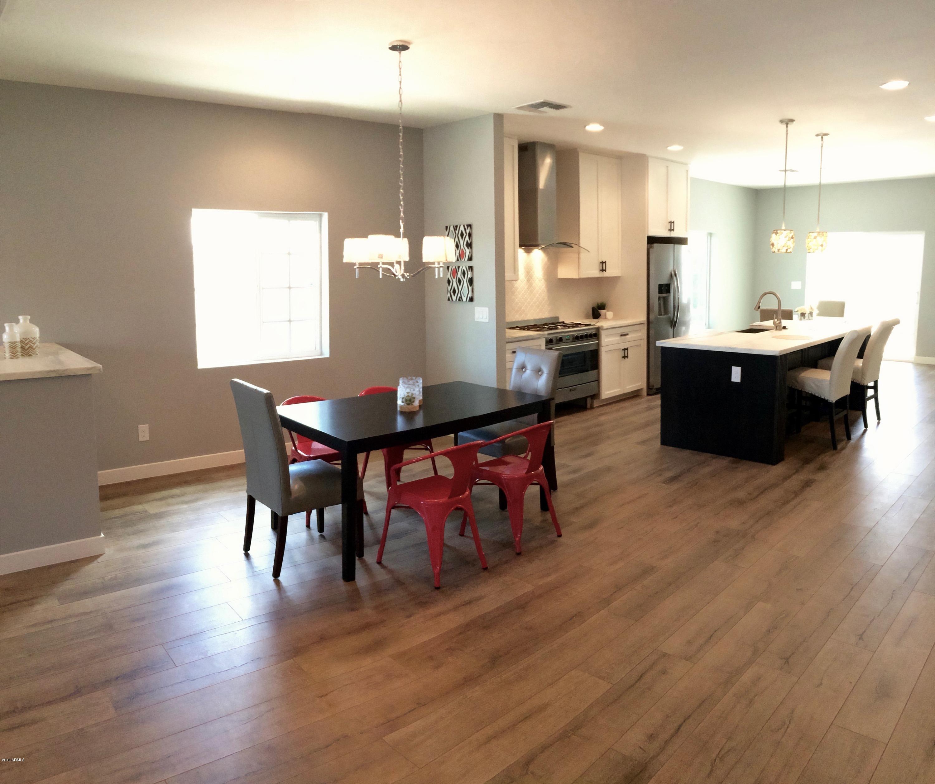 1237 East Almeria Road Phoenix, AZ 85006 - Photo 8 of 34 IMG_1933