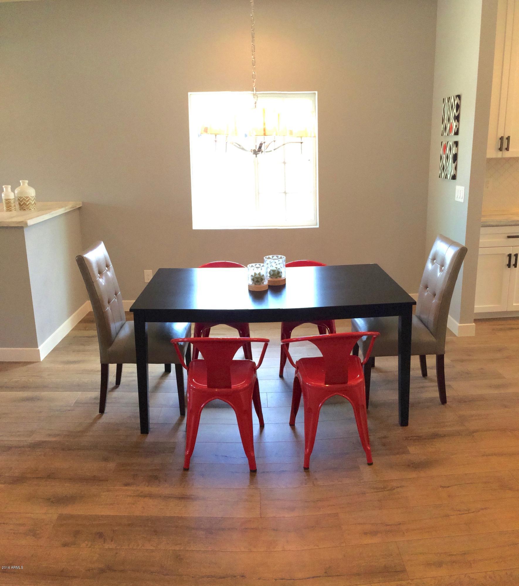 1237 East Almeria Road Phoenix, AZ 85006 - Photo 9 of 34 IMG_1941