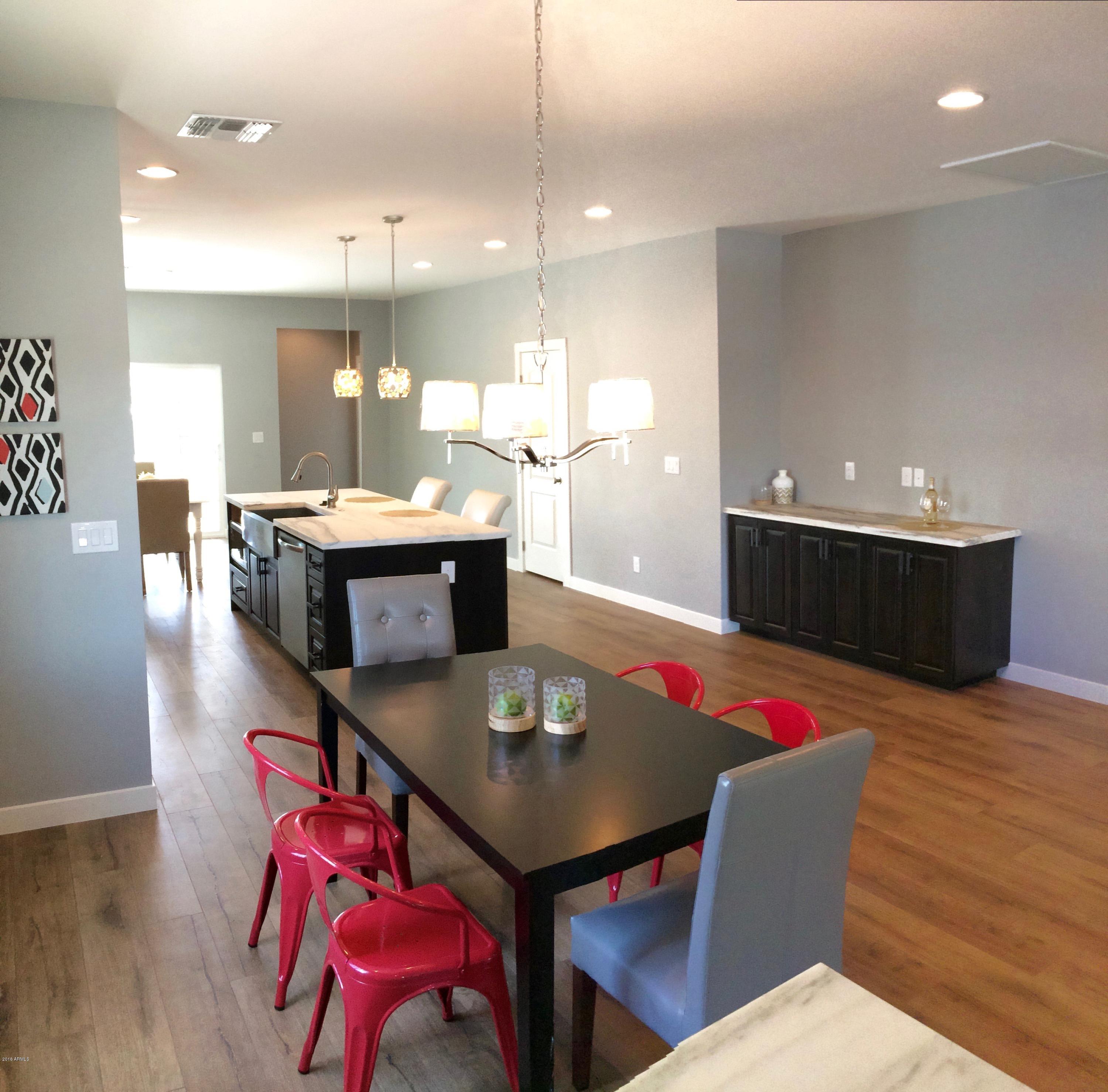 1237 East Almeria Road Phoenix, AZ 85006 - Photo 10 of 34 IMG_1999