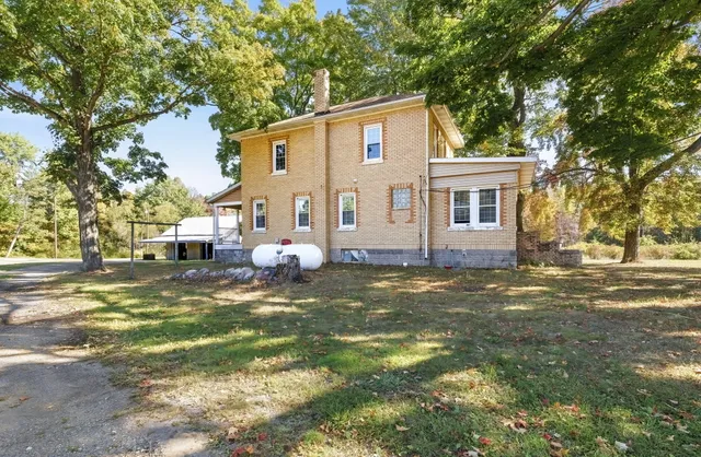 $1,200,000 | 11160 Farina Road, New Buffalo, MI 49117