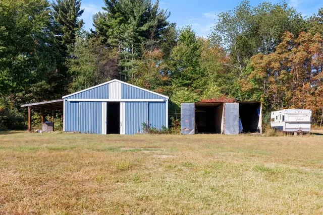 $1,200,000 | 11160 Farina Road, New Buffalo, MI 49117