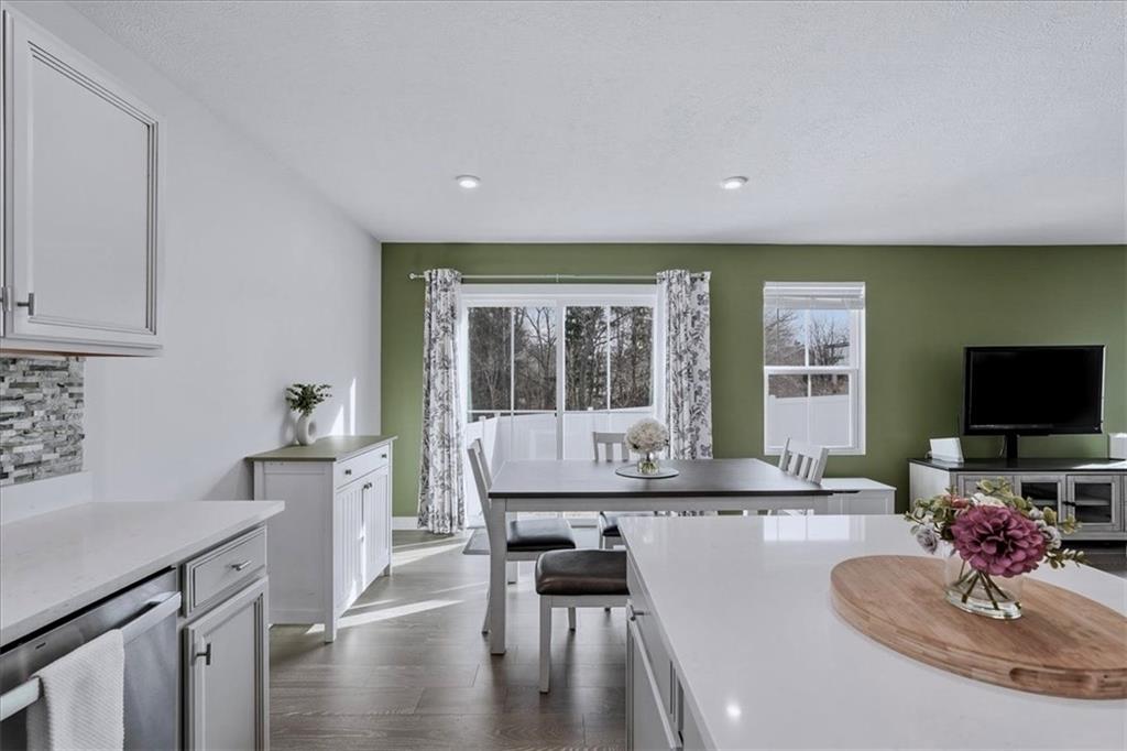 237 Smith Lane Beaver Falls, PA 15010 - Photo 10 of 25