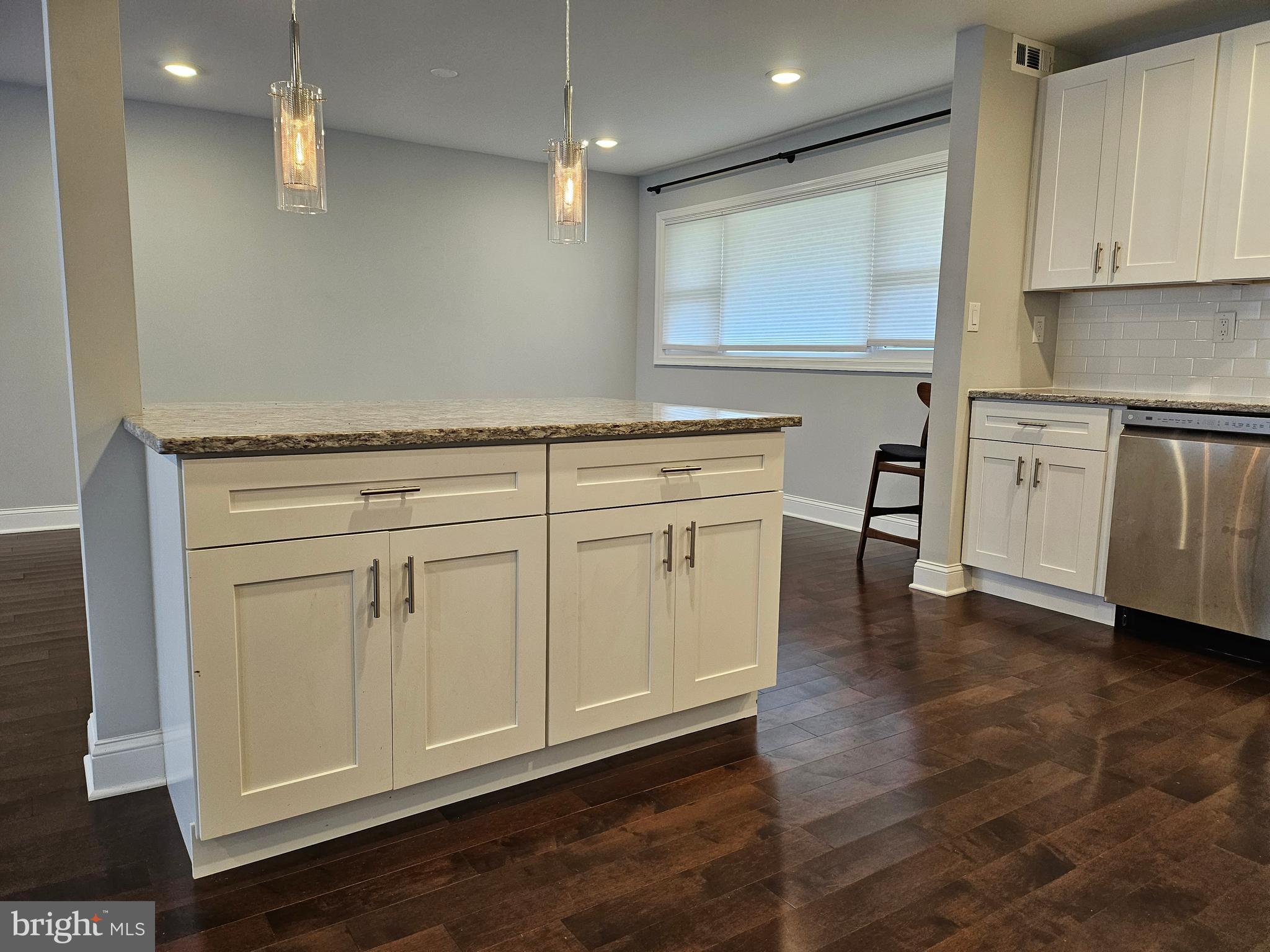 9221 Burbank Road Philadelphia, PA 19115 - Photo 14 of 39