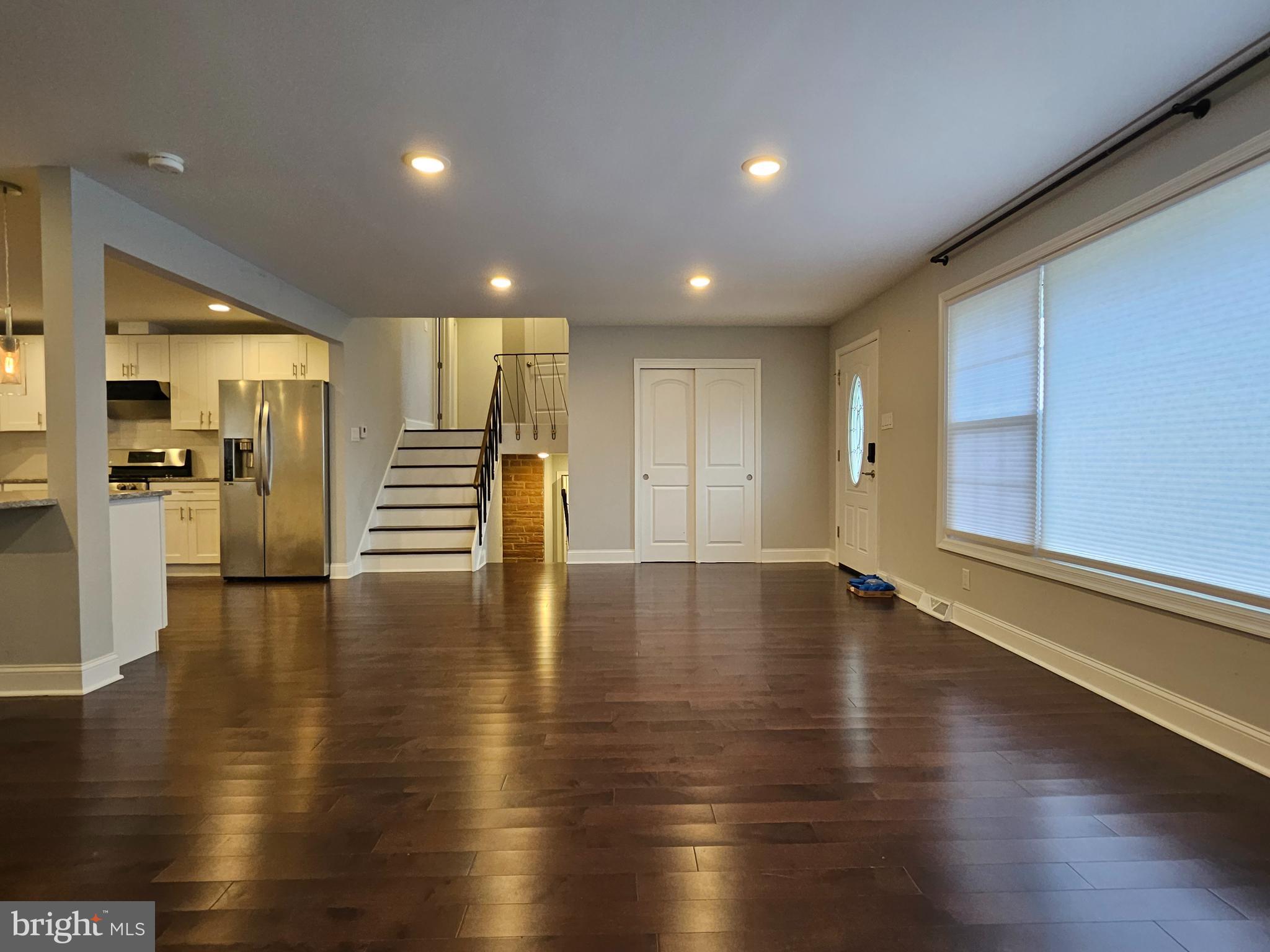 9221 Burbank Road Philadelphia, PA 19115 - Photo 8 of 39