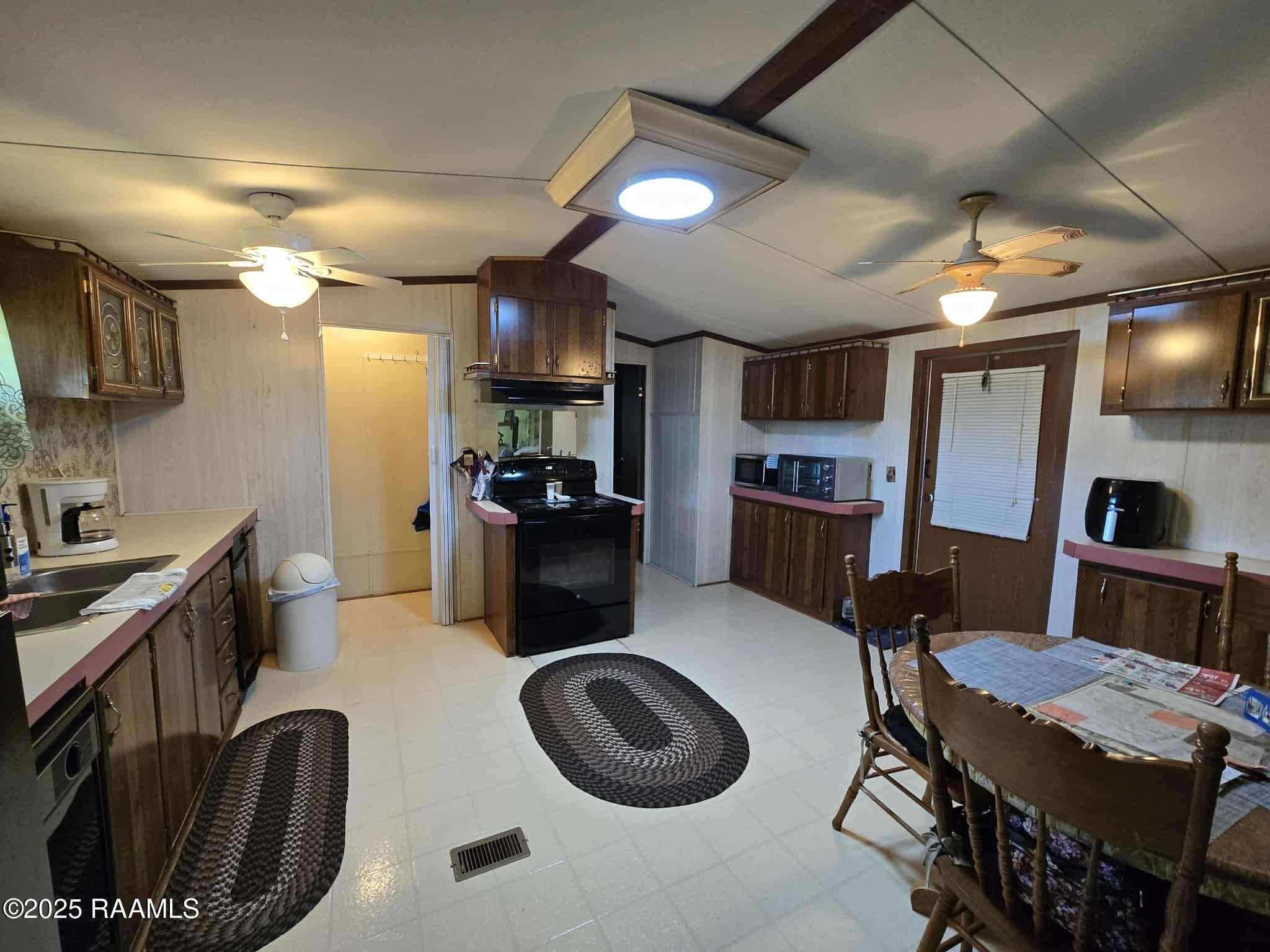 1011 Malapart Road Lafayette, LA 70507 - Photo 12 of 20 754e0e4c-6191-4137-8dc6-02d35dddfef8