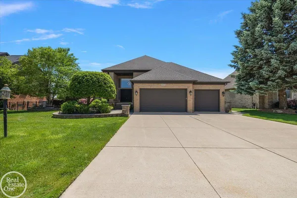 $1,750,000 | 49572 Compass Point Drive, New Baltimore, MI 48047